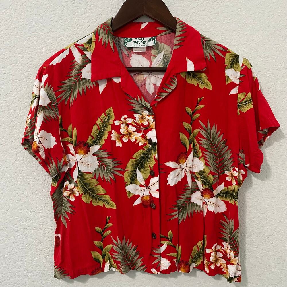 Two Palms Womens Hawaiian Cropped Top Size M Red Button Up Short Sleeve Tropical